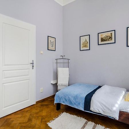 Apt Near Old Town Prague By Michal&Friends Екстериор снимка
