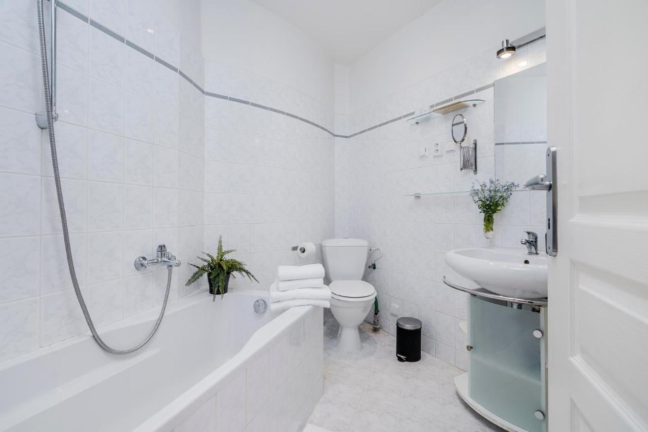 Apt Near Old Town Prague By Michal&Friends Екстериор снимка